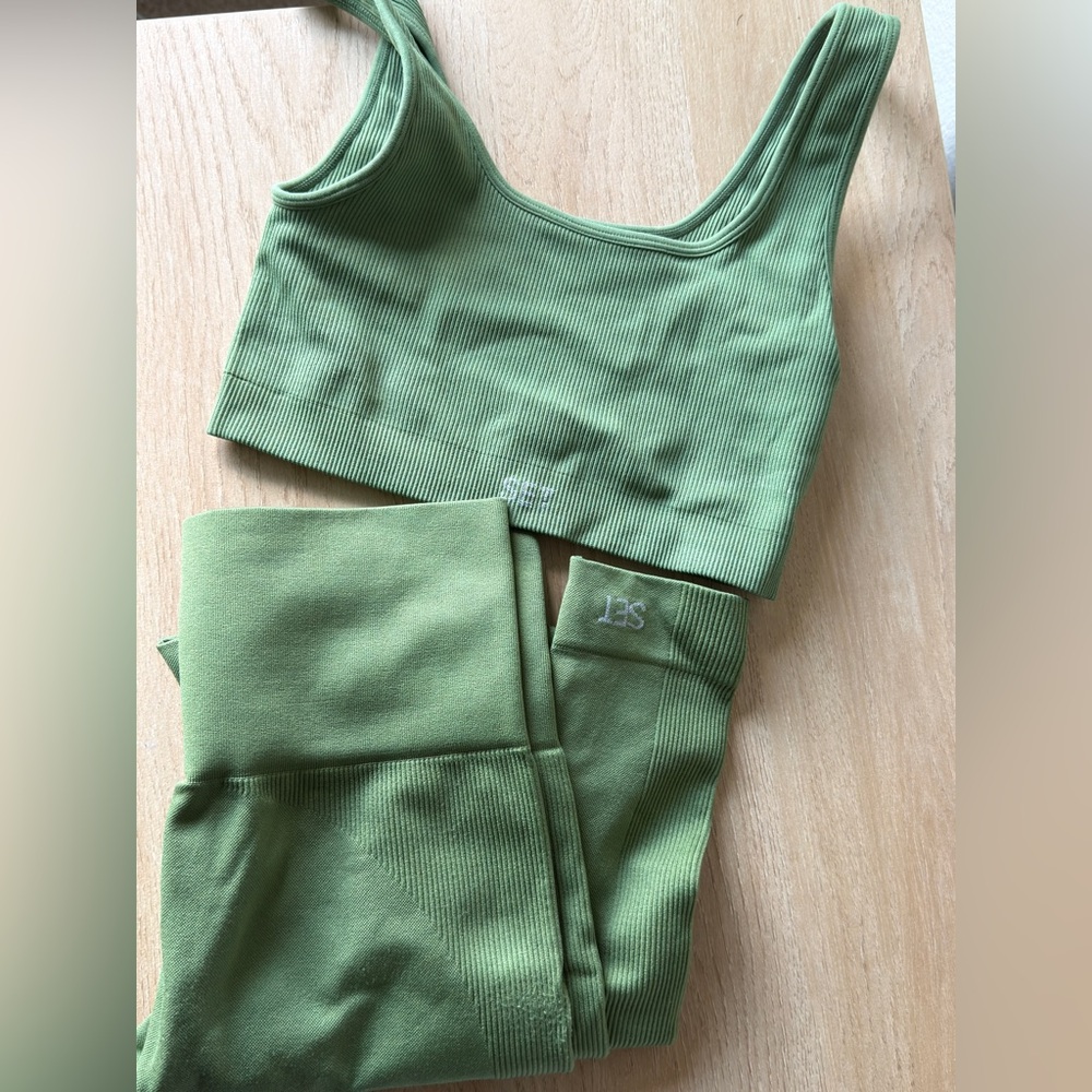 SET Active Green Ribbed Crop Top
